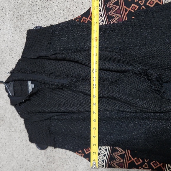 Miss Me Aztec Print Knit Drapey Relaxed Fit Vest Black/Orange Size Large - Picture 5 of 8